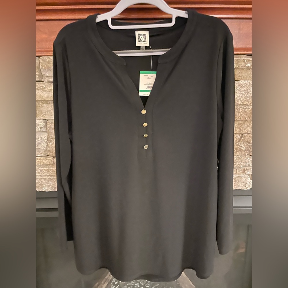 NWT BLACK ANNE KLEIN BLOUSE